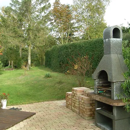 Three-bedroom Holiday In 1